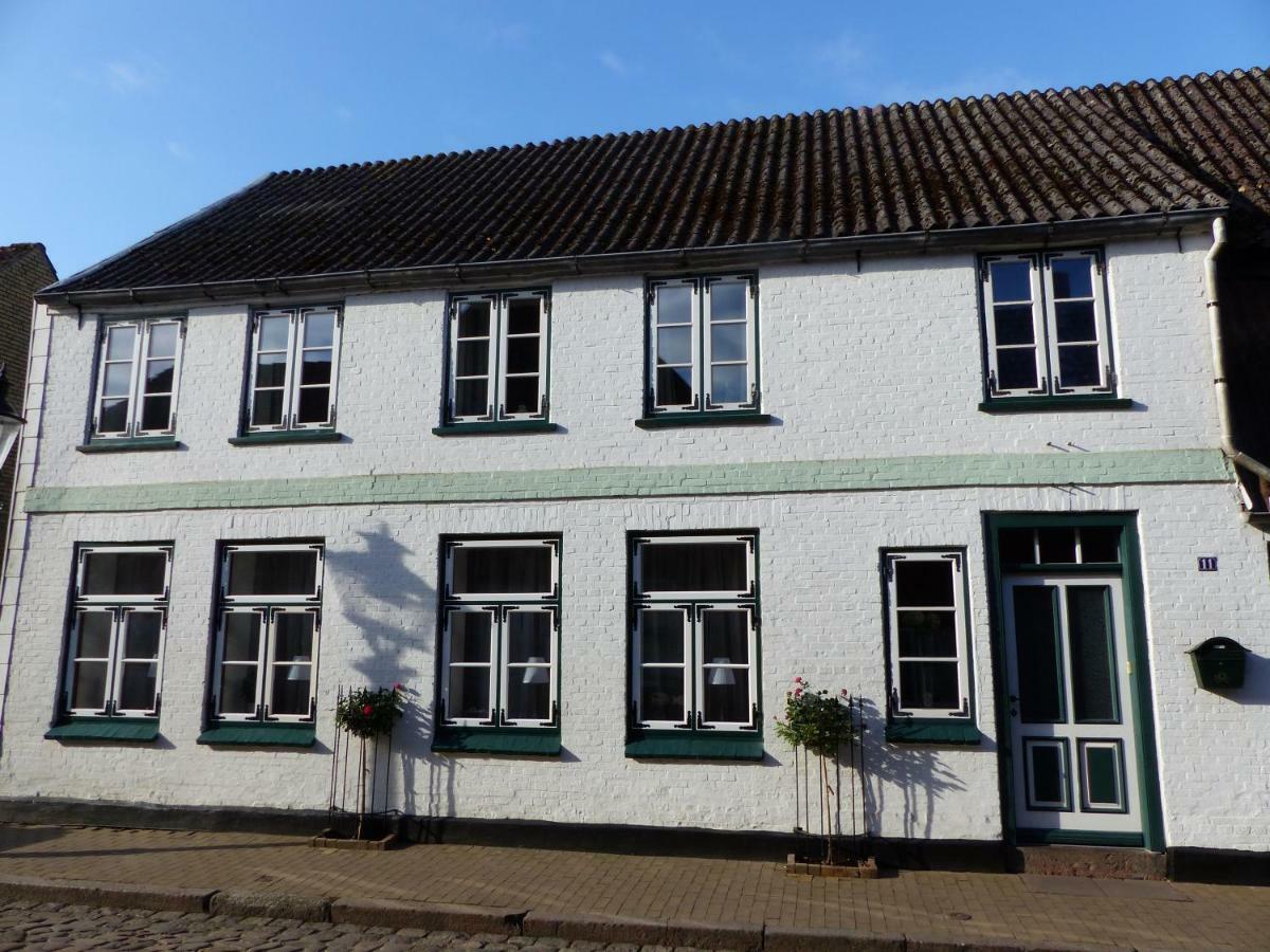 Alter Krämerladen von 1732 Friedrichstadt Exterior foto